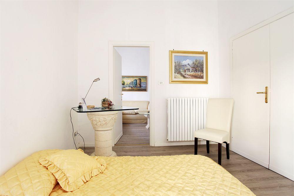 B&B Degli Artisti Suite Lecce Exterior photo